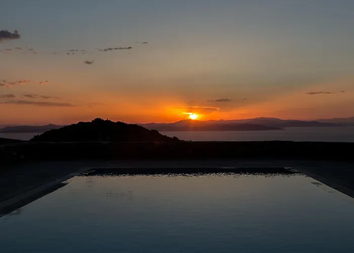 Velanidies Villa Ioulis